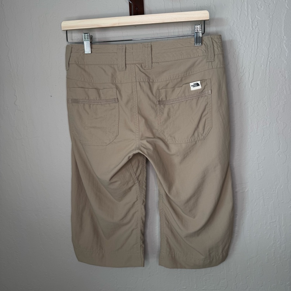 THE NORTH FACE Lot of 2 Women's Capris Long Shorts Cargos in Size 4 Khaki Tan - Picture 6 of 16